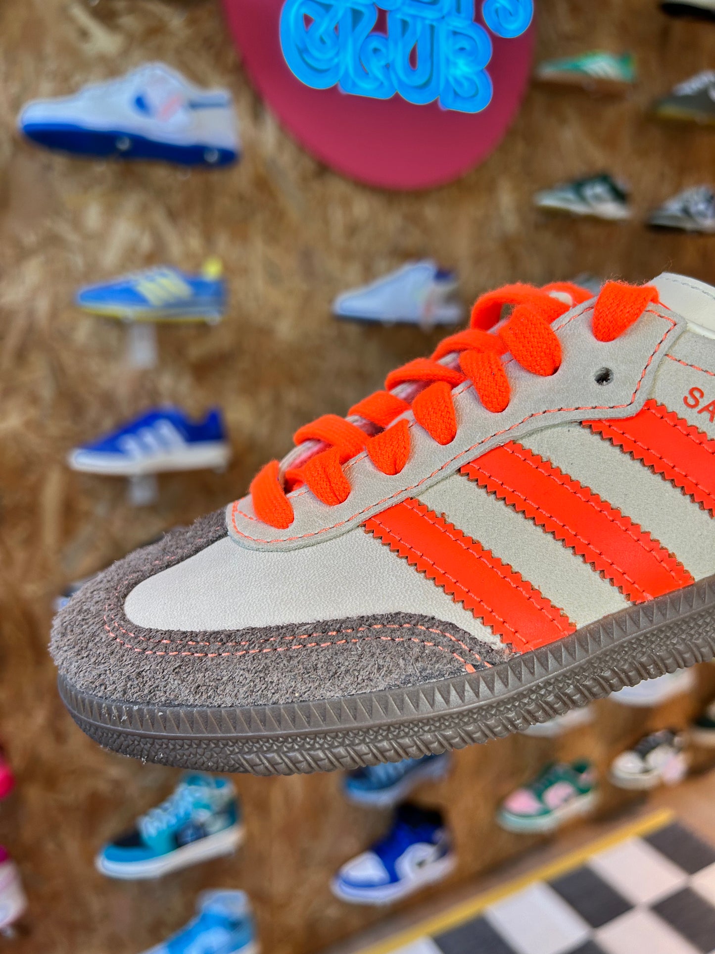 Adidas Samba solar orange