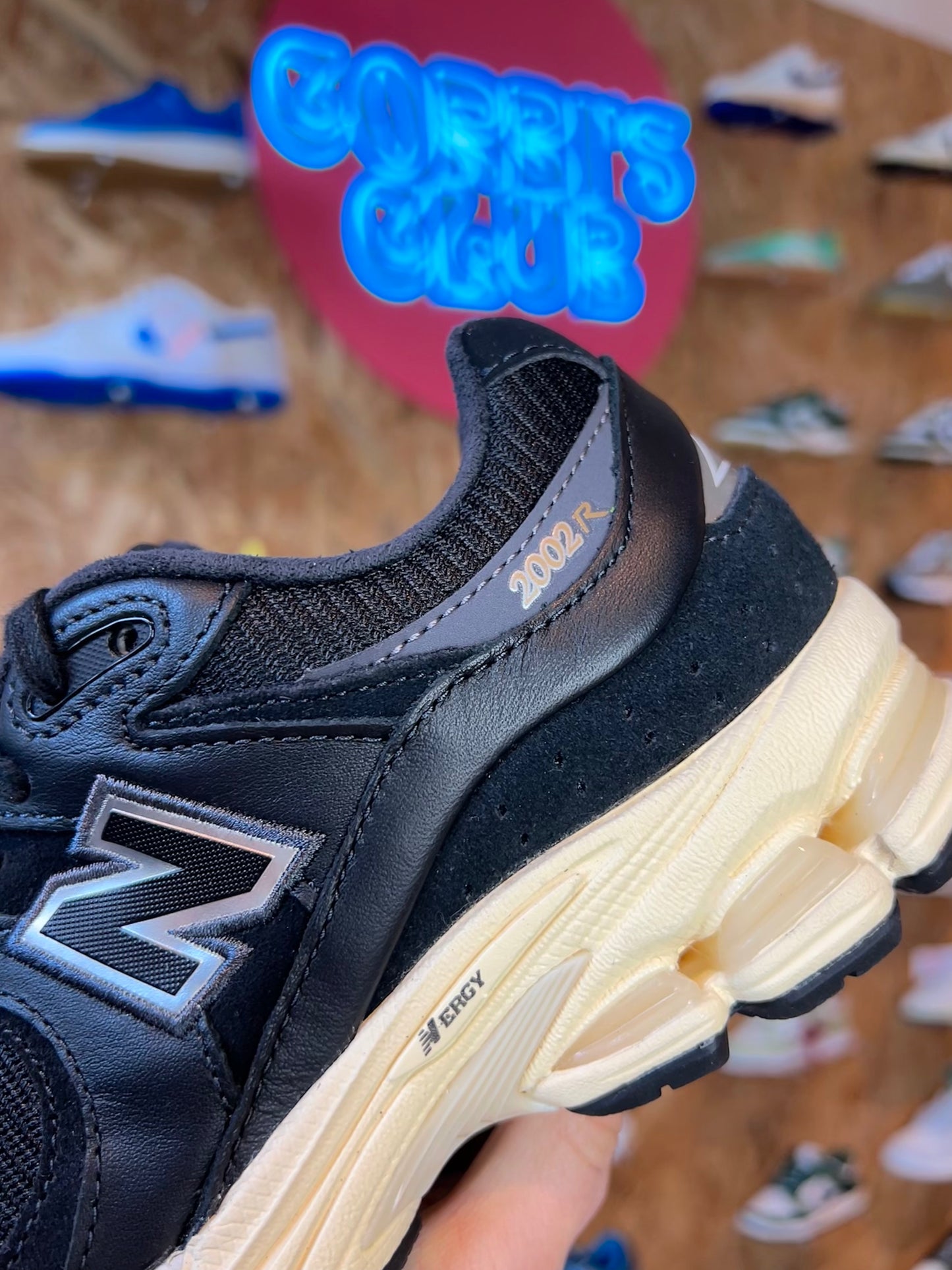 New Balance 2002R