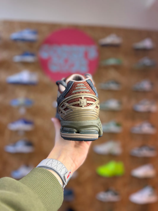 New Balance 1906N
