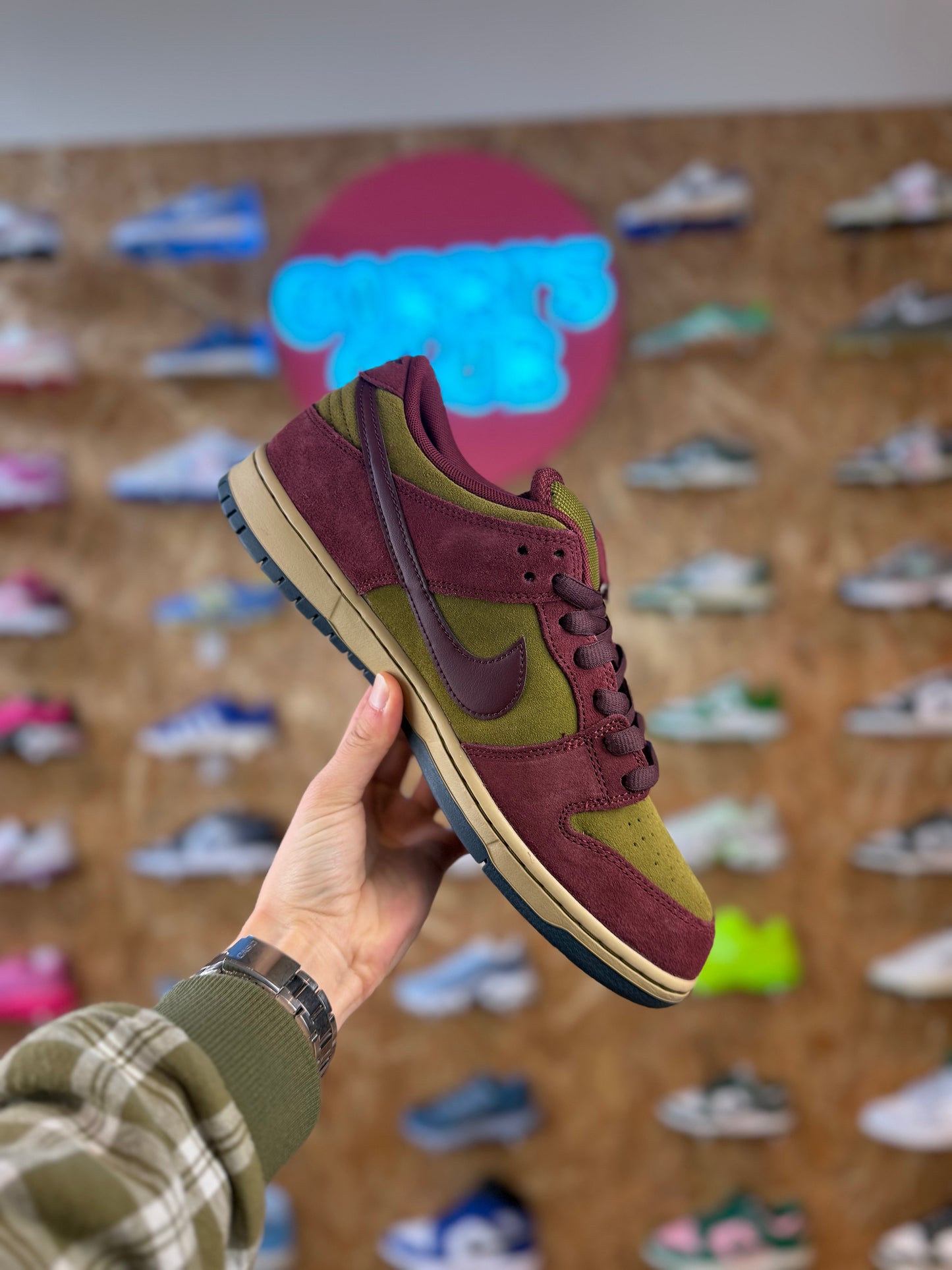 Dunk SB 'Dark Team Red Burgundy Crush'