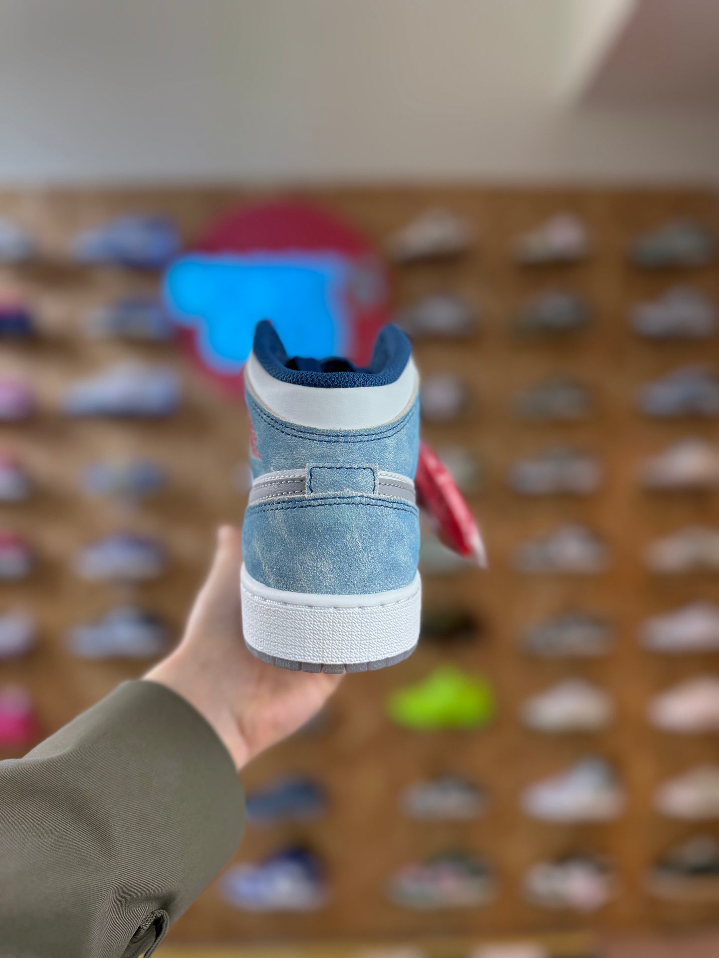Jordan 1 Mid 'French blue'