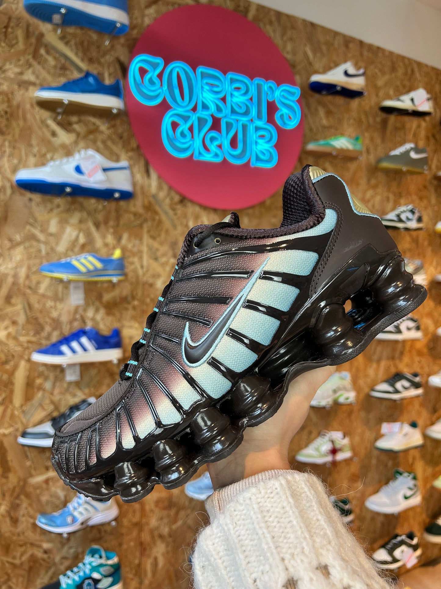 Nike shox TL