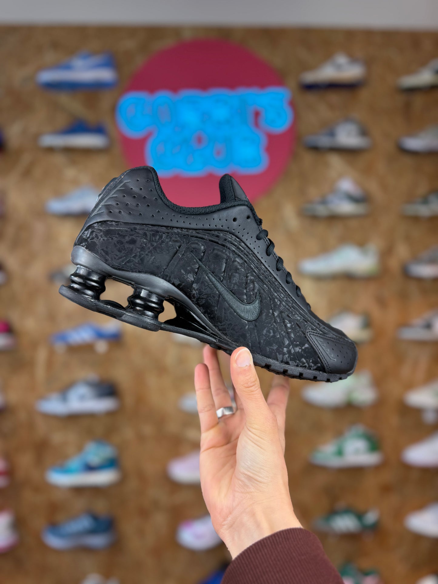 Nike Shox R4 black floral