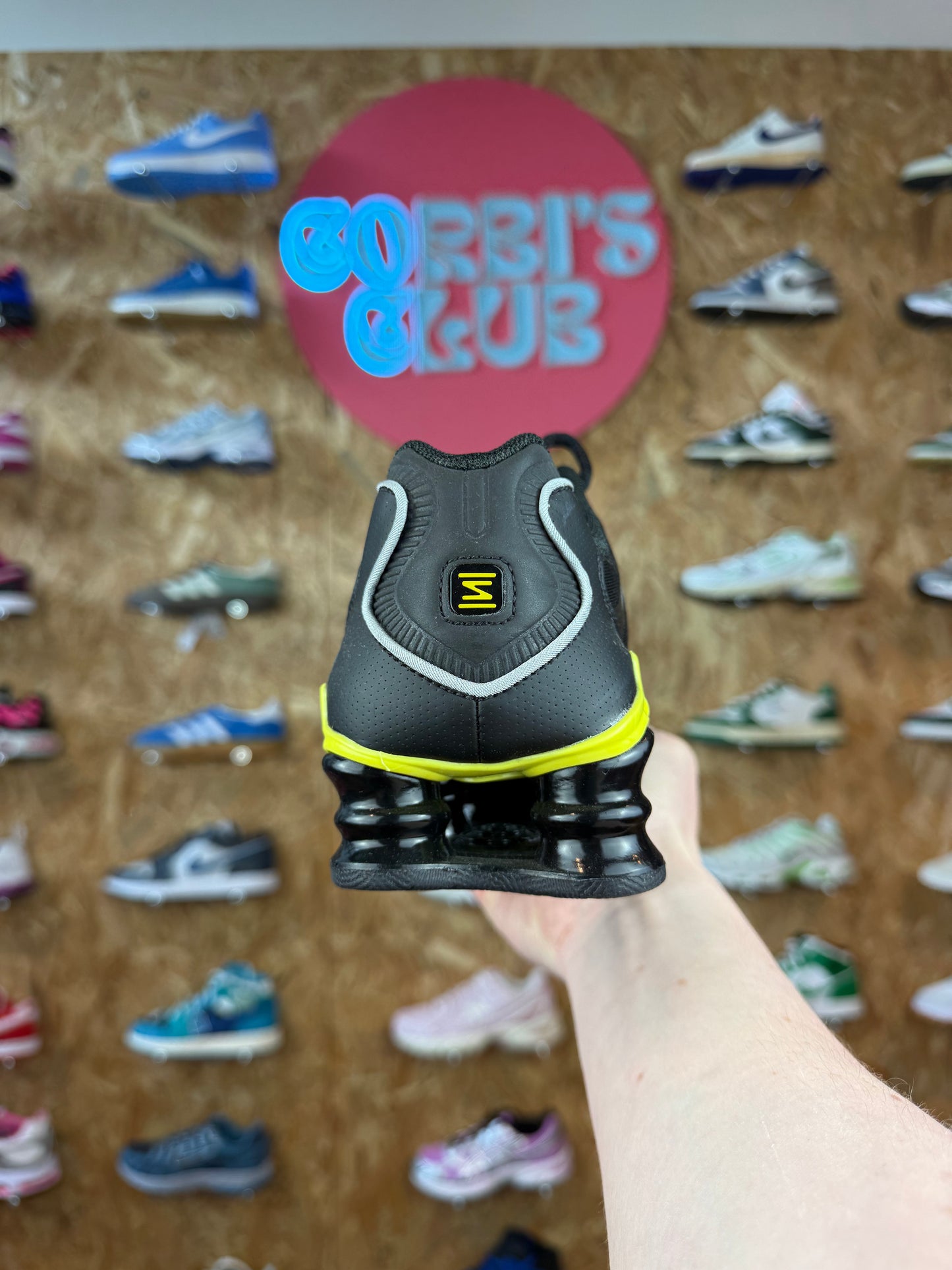 Nike Shox TL black dynamic yellow