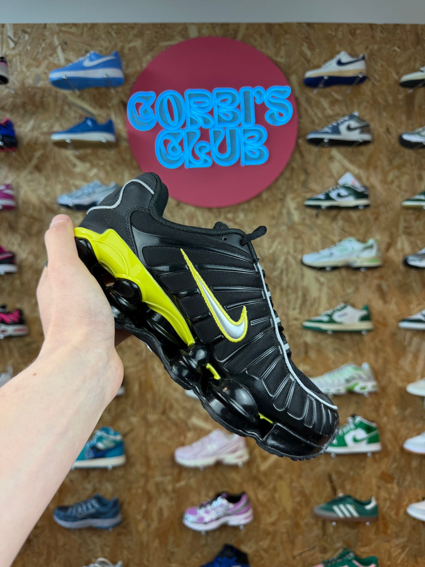 Nike Shox TL black dynamic yellow