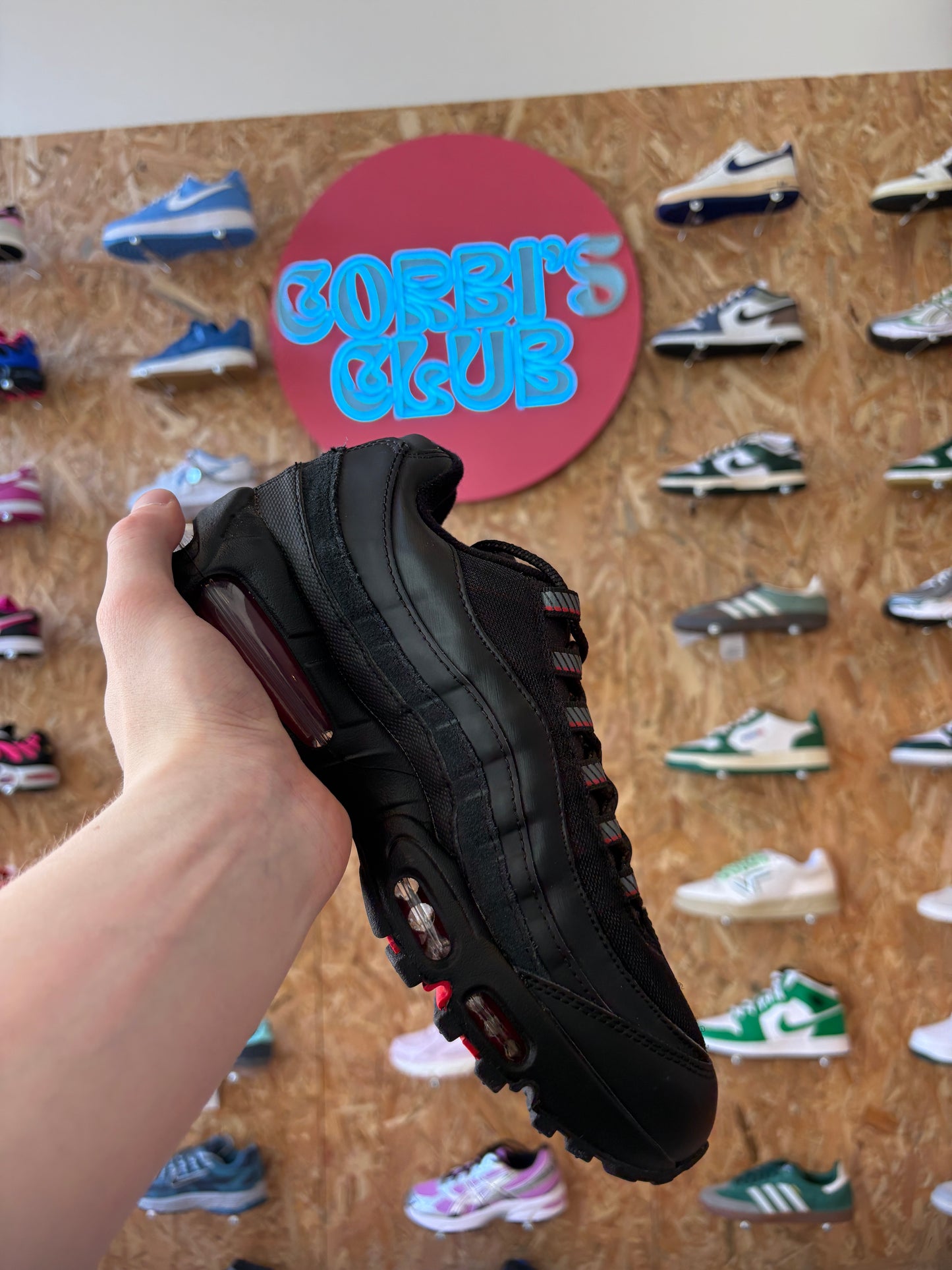 Nike Air Max 95 'Big Bubble - Black University Red'