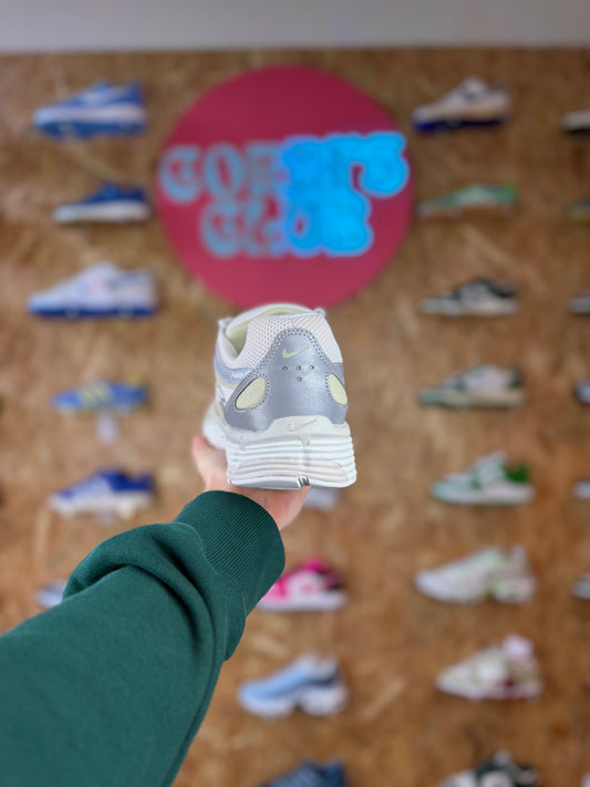 Nike P6000 WMNS 'Light Army'