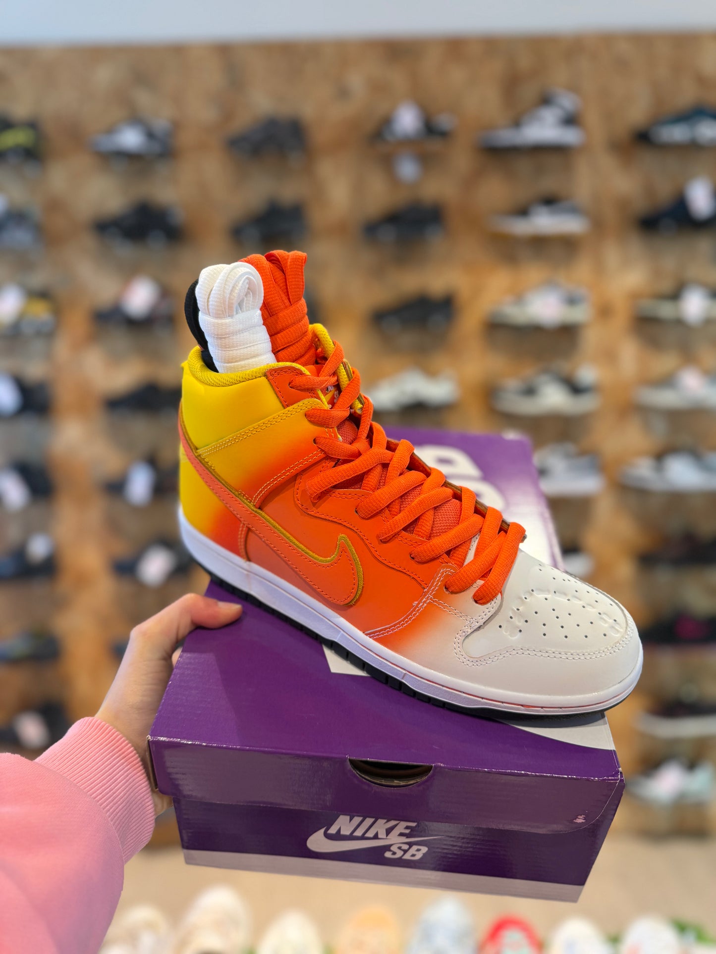 Dunk SB high 'Sweet Tooth Candy Corn'