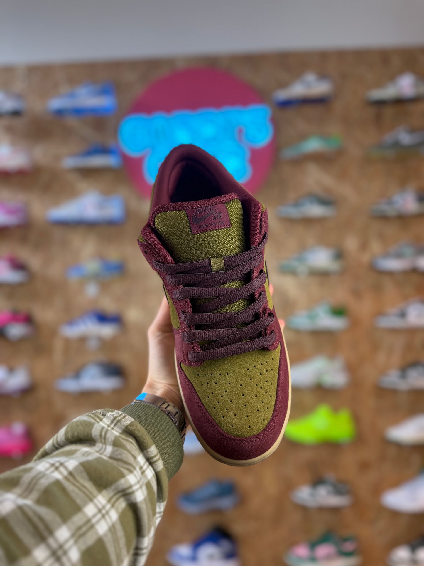 Dunk SB 'Dark Team Red Burgundy Crush'