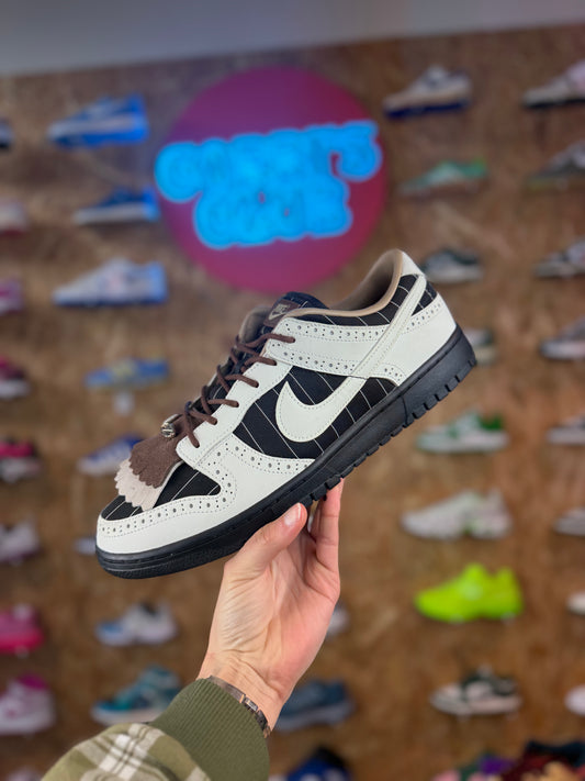 Nike Dunk Low ' Brogue Pinstripe'