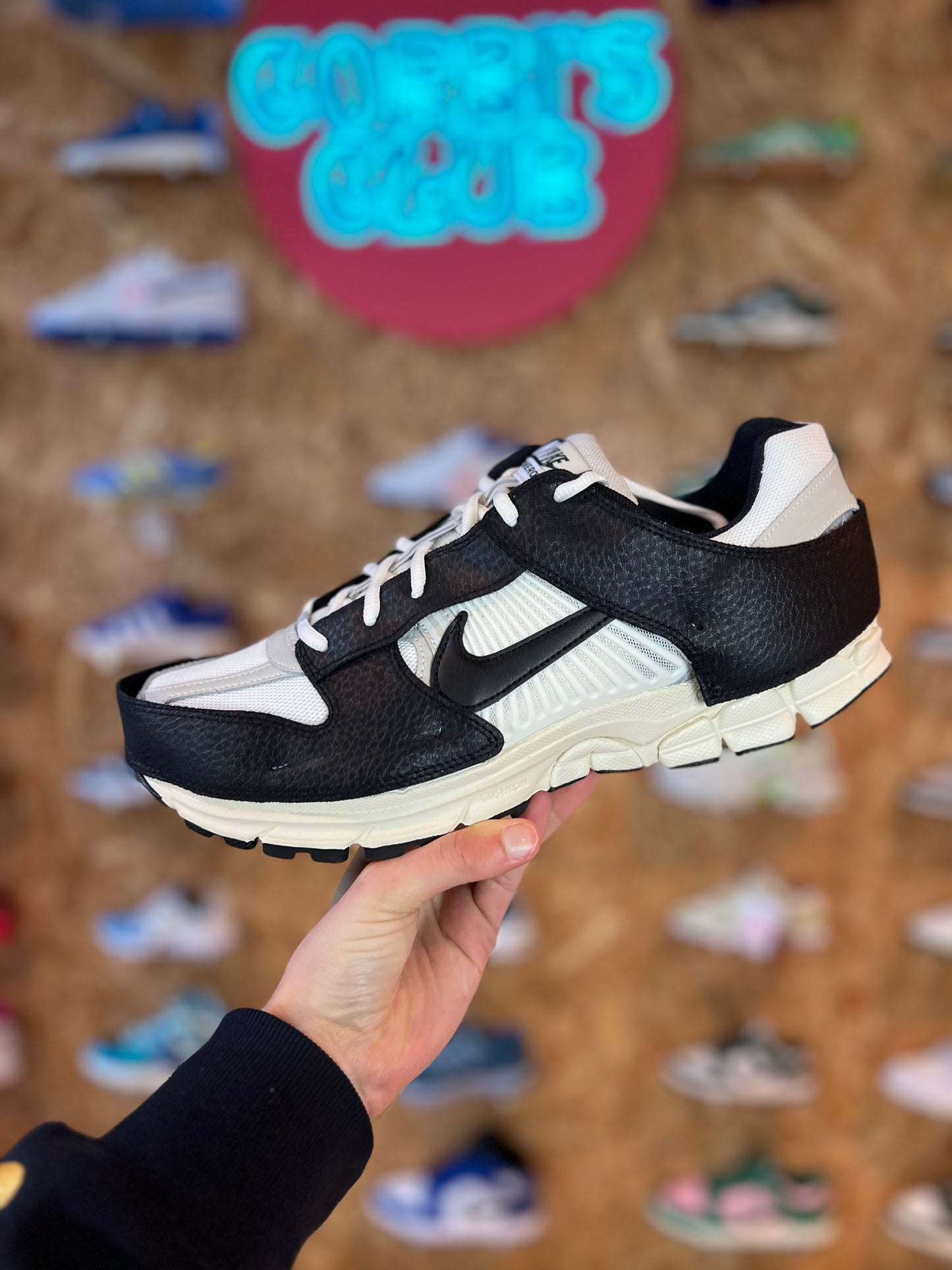 Nike Vomero 5 'Timeless'