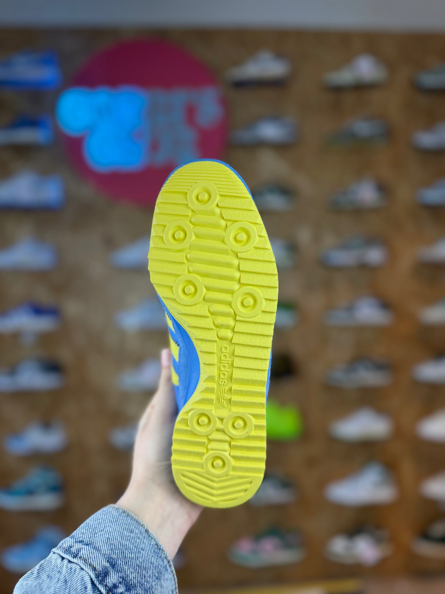 Adidas SL72 'Sporty & Rich' sweden pack