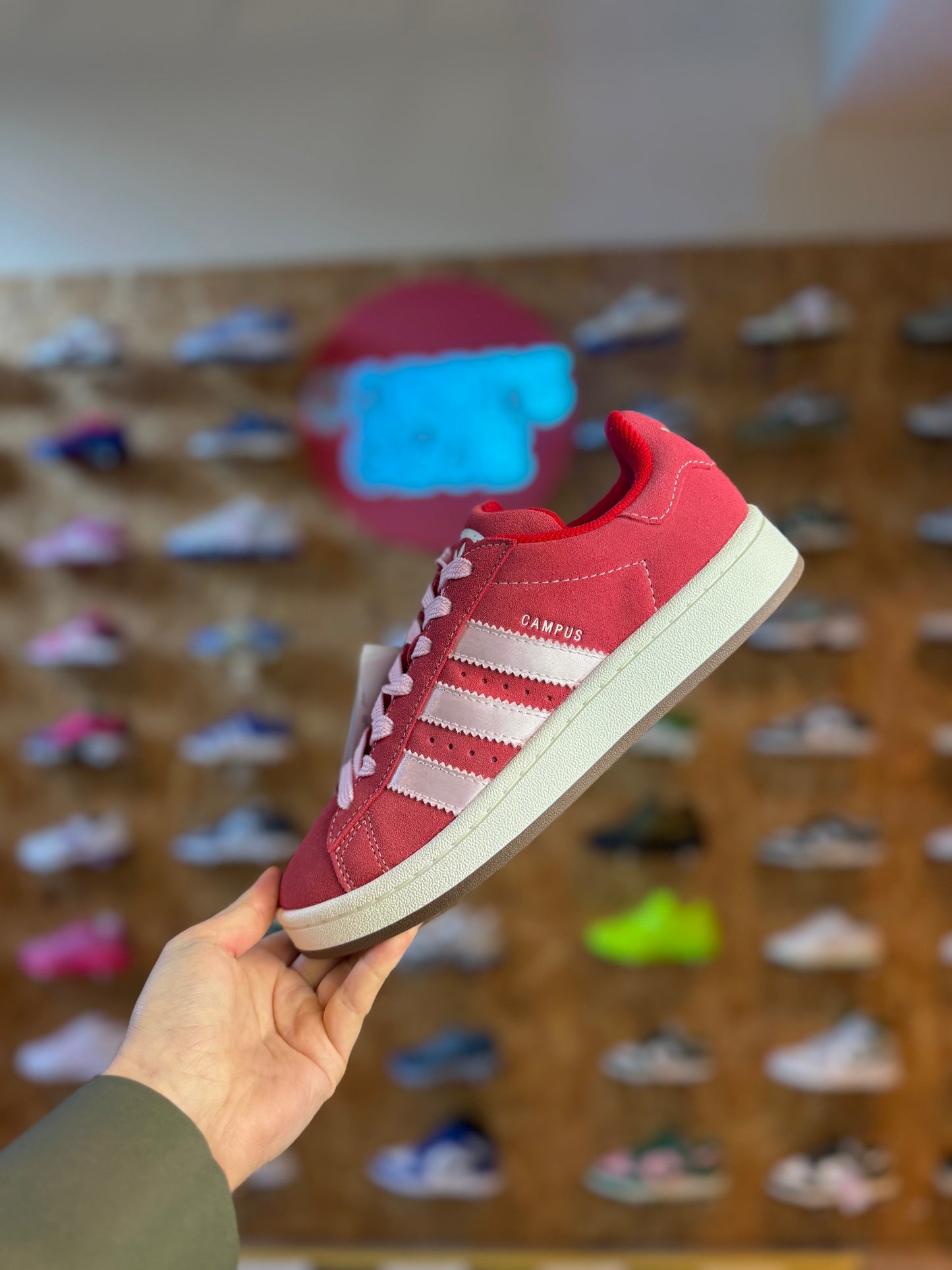 Adidas Campus rose et rouge