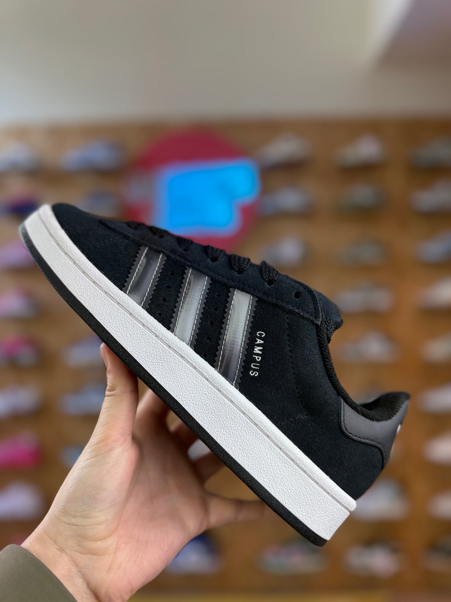 Adidas Campus noire et grise