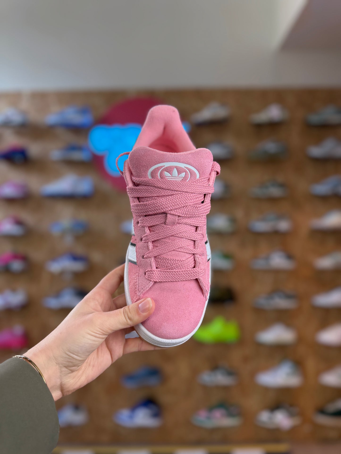 Adidas Campus rose noire et blanche