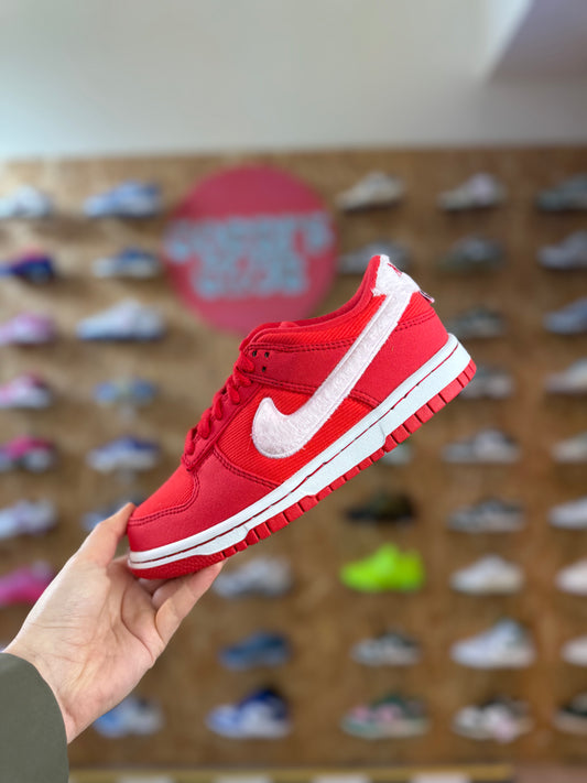 Nike Dunk 'Valentine's day'