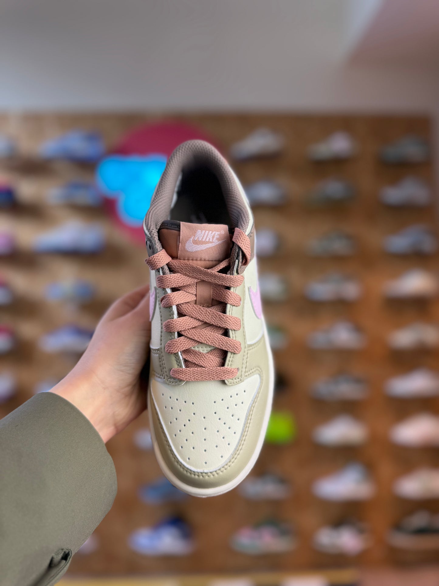 Nike Dunk 'Desert Khaki Pink Foam'