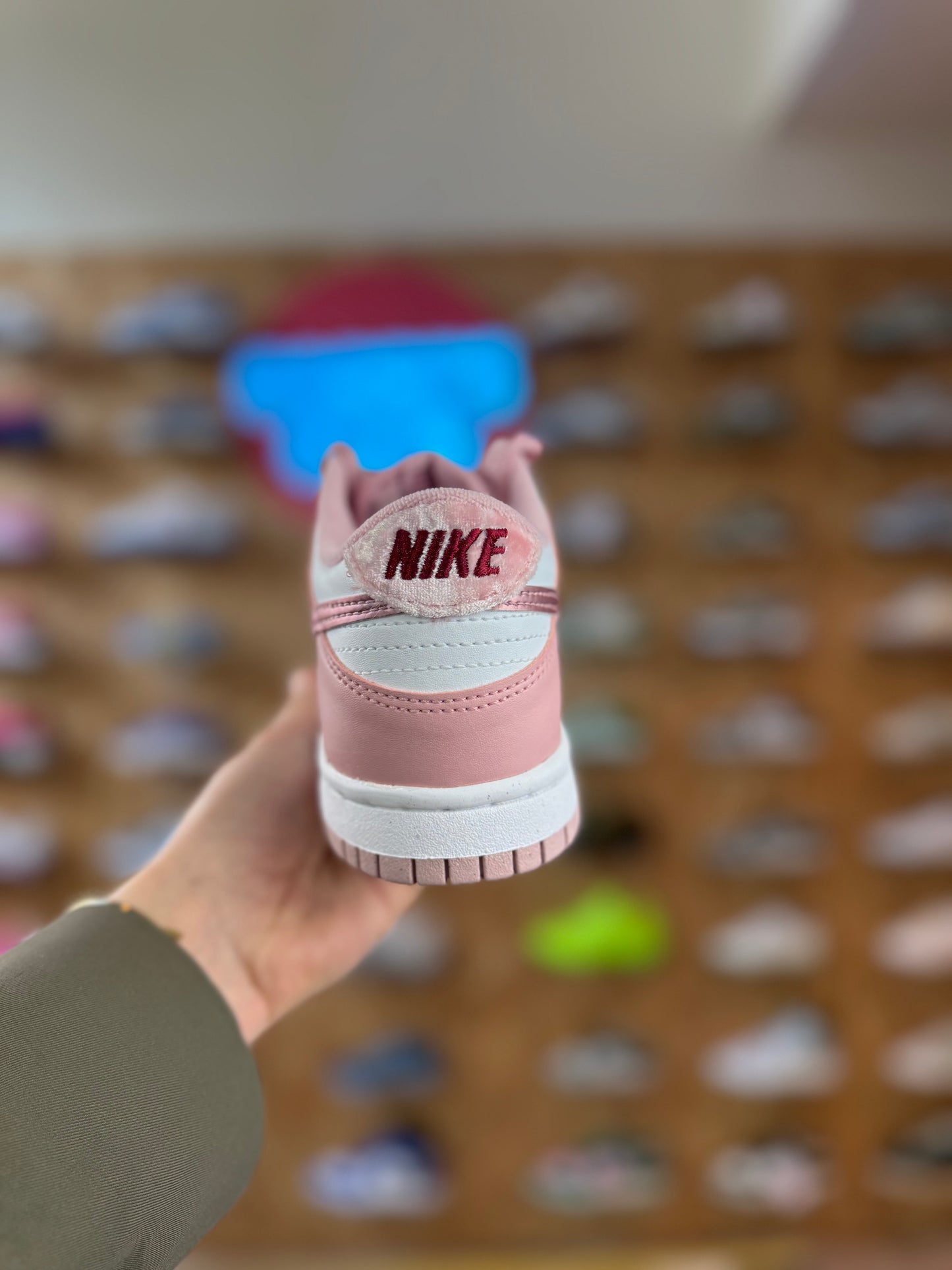 Nike Dunk low 'Pink Velvet'